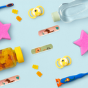 Icon Baby – Schnuller und Spielzeug, Symbol für sanfte Pflegeprodukte für Babys